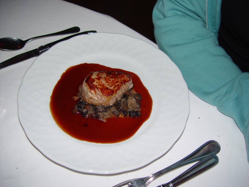 08-Veal Tenderloin with Portobello Red Onion Marmelade and Red Wine.jpg