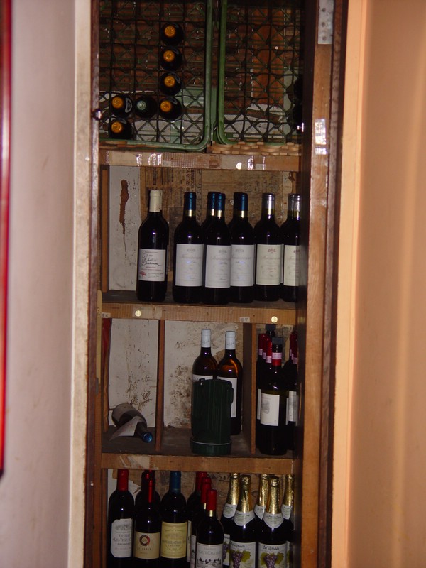 18-nearbywinestorage.jpg