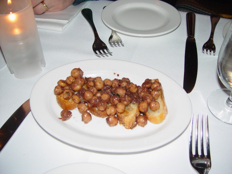 01-chickpeabruschetta.jpg