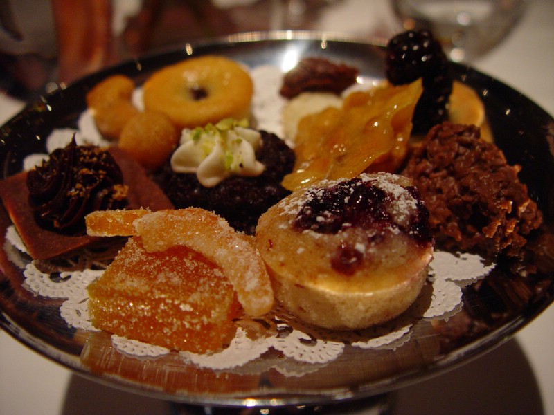 30-petitfours.jpg