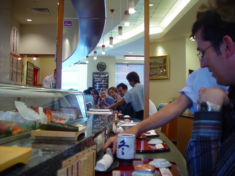 03-sushibar.jpg