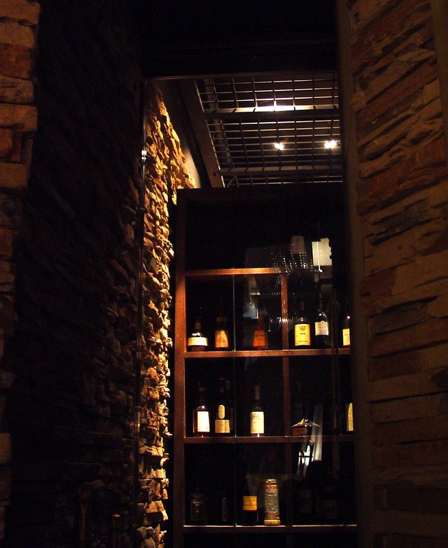 27-winecellar.jpg