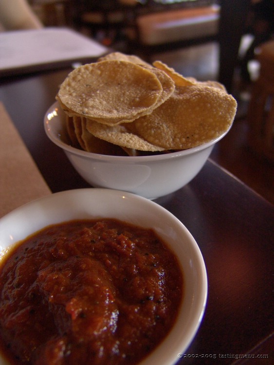 09-papadums wth sauce.jpg