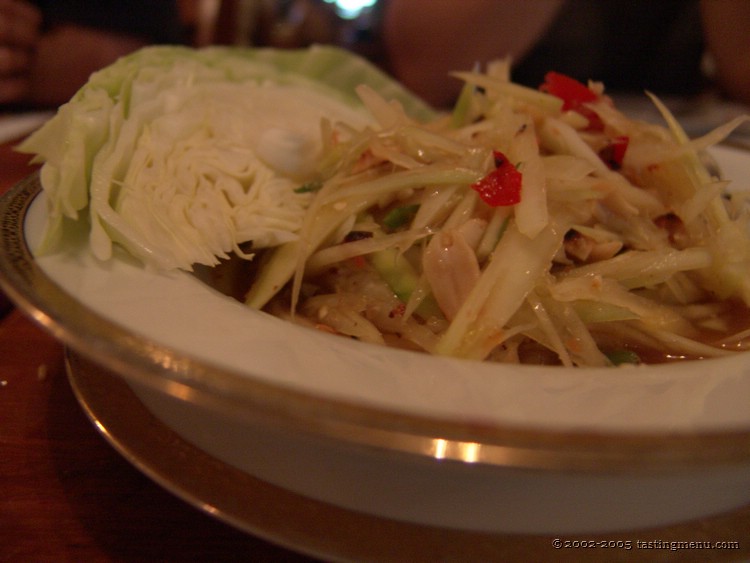 08 more som thum - green papaya salad.jpg