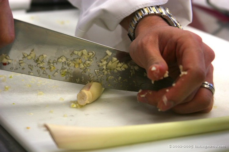 01 chopping lemongrass.jpg